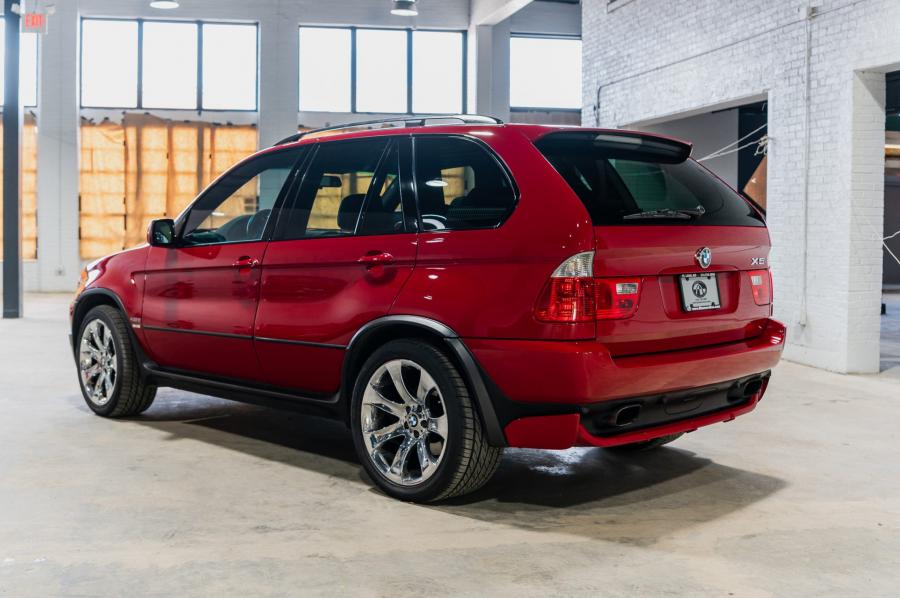 BMW X5 4.8is (E53) 2004 года  (NA) (фото 7 из 104)